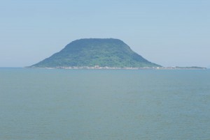 宝当神社がある高島