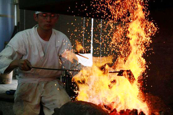 阿蘇神社 阿蘇大宮司家 蛍丸 刀剣 奉納鍛錬