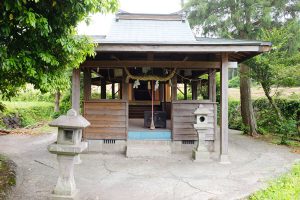 岩下神社（古くは三年妙見）［池の川水源・南阿蘇村］