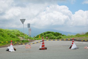 震災で通行止め立入禁止［ラピュタの道・ミルクロード］