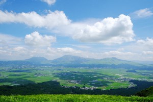 大観峰からの阿蘇五岳［ミルクロード・県道45号線］