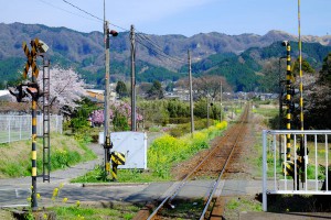 見晴台駅ホームから高盛方面を眺める［南阿蘇鉄道］