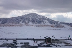 積雪で延期［2017年 草千里野焼き］