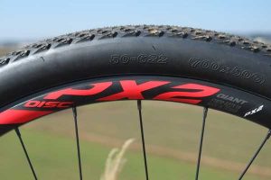 タフロードの評価［2018 Toughroad SLR 2］