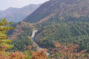 紅葉 名所 観光スポット［地蔵峠：阿蘇 南阿蘇村］